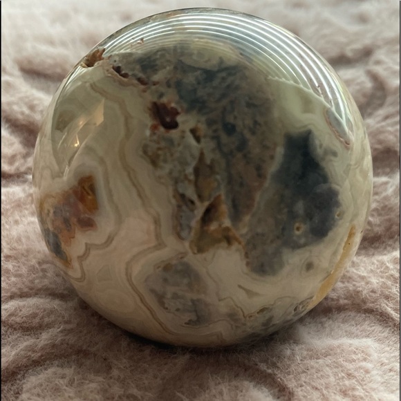 CRAZY lace agate sphere 67mm - Picture 4 of 6